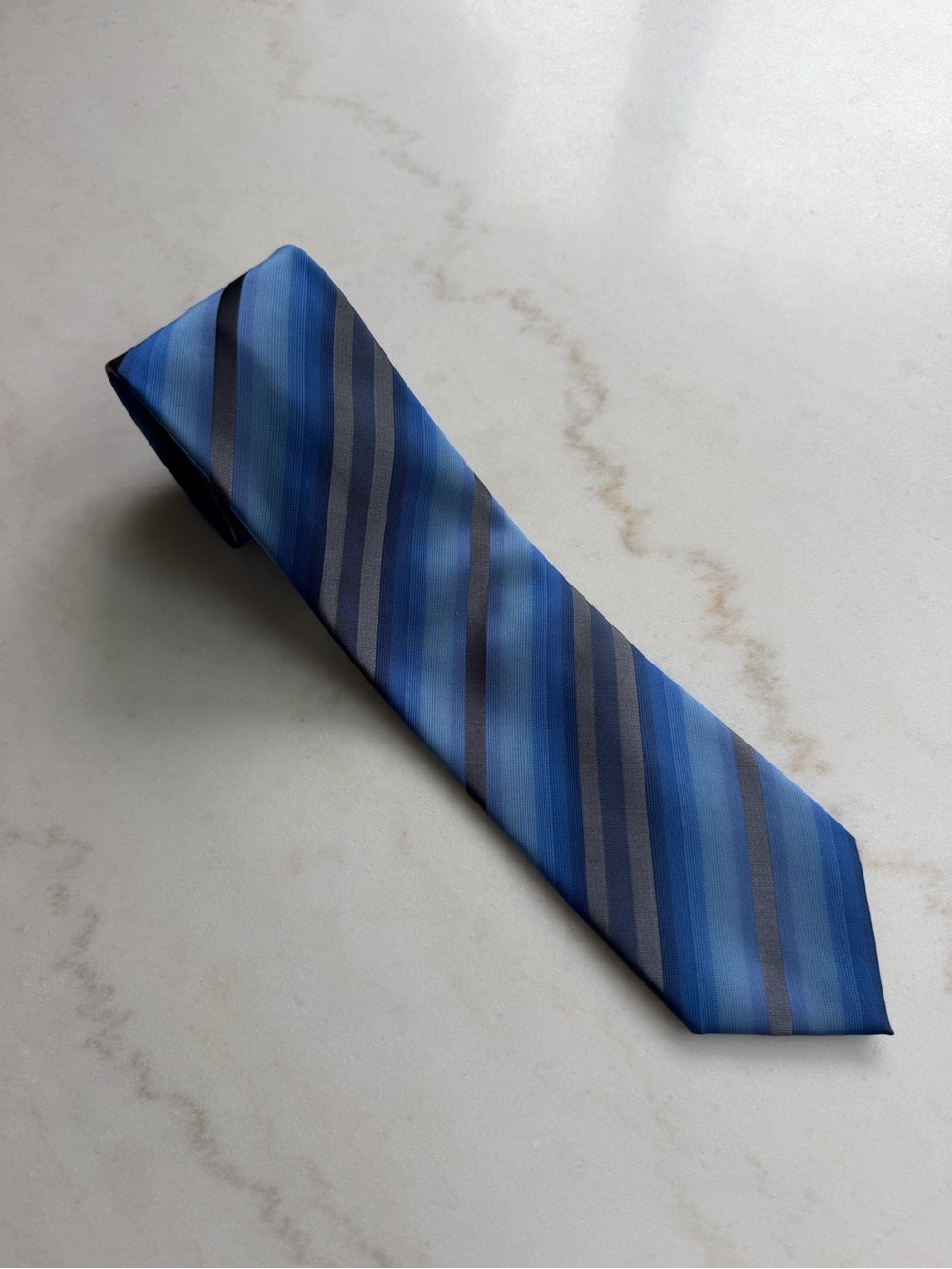John Ashford Men’s Blue Gray Striped Necktie 100% Polyester Classic Tie